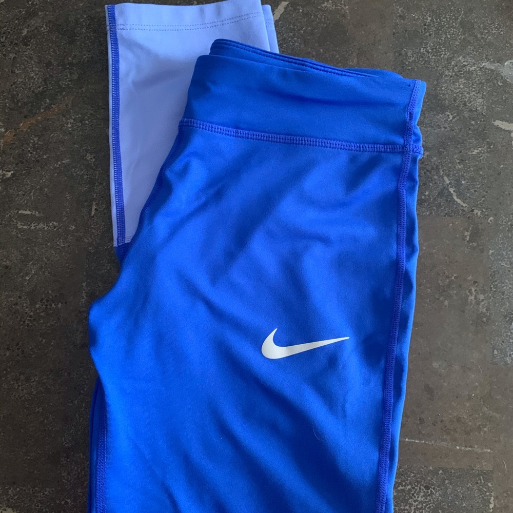 Cropped Nike leggings